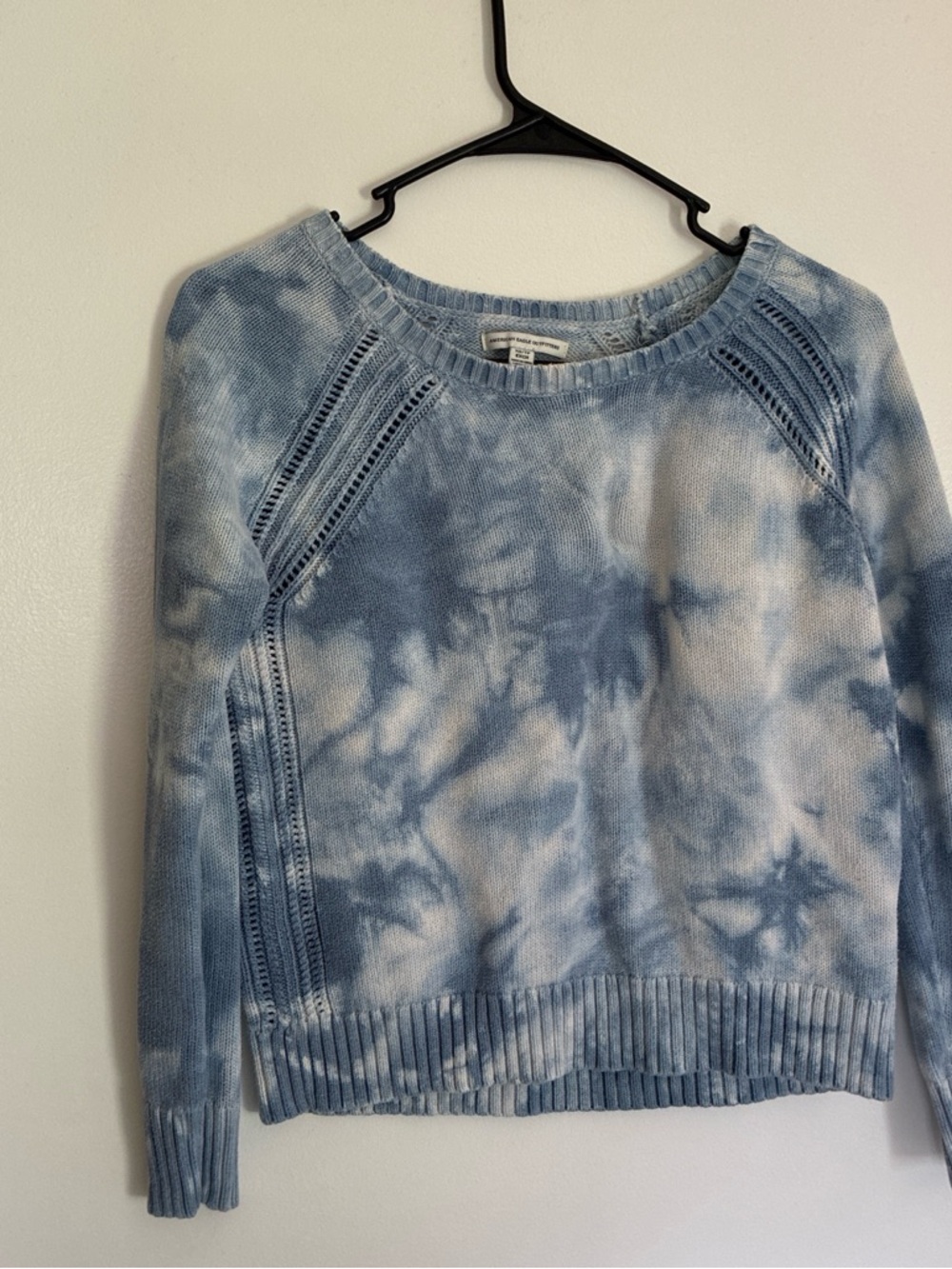 American Eagle Outfitters Light Blue Tie-Dye Crewneck Sweater